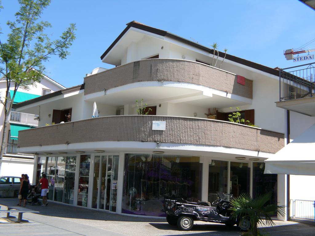 Condominio Maria Lignano Sabbiadoro Exterior photo