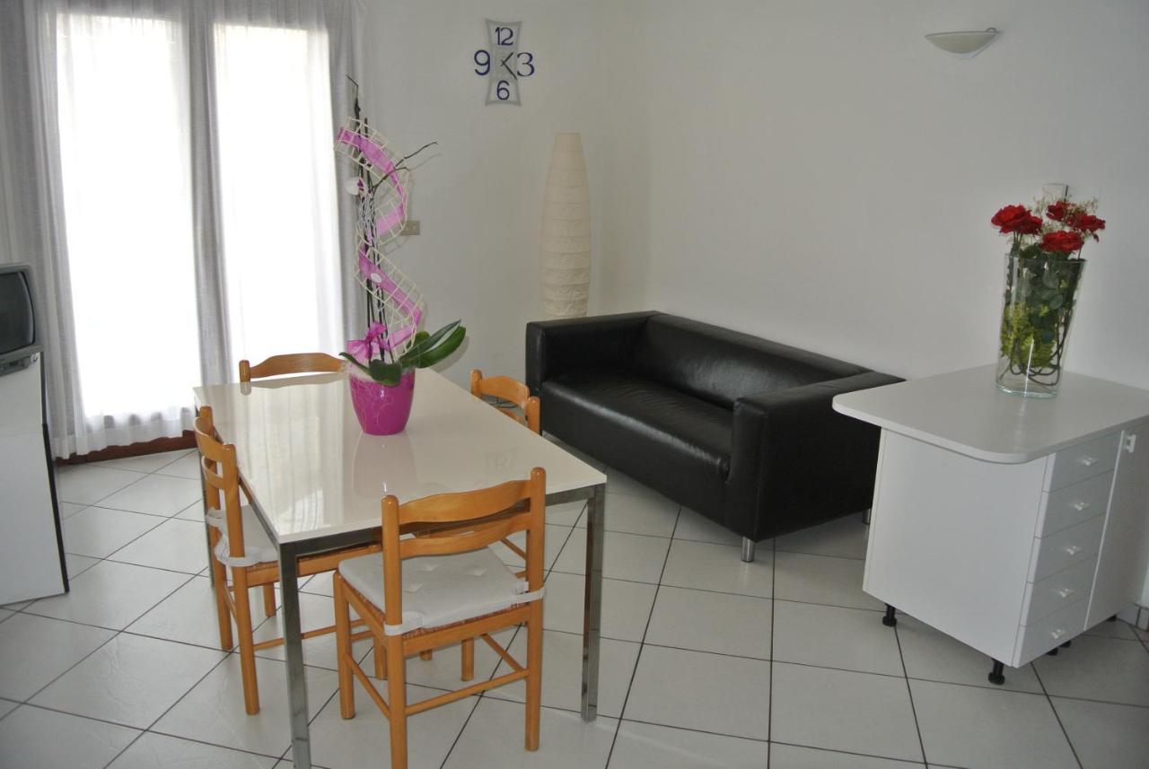 Condominio Maria Lignano Sabbiadoro Exterior photo